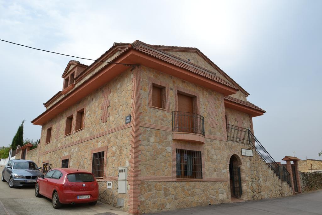Apartamentos Rurales Natura Torrejón el Rubio Exterior foto