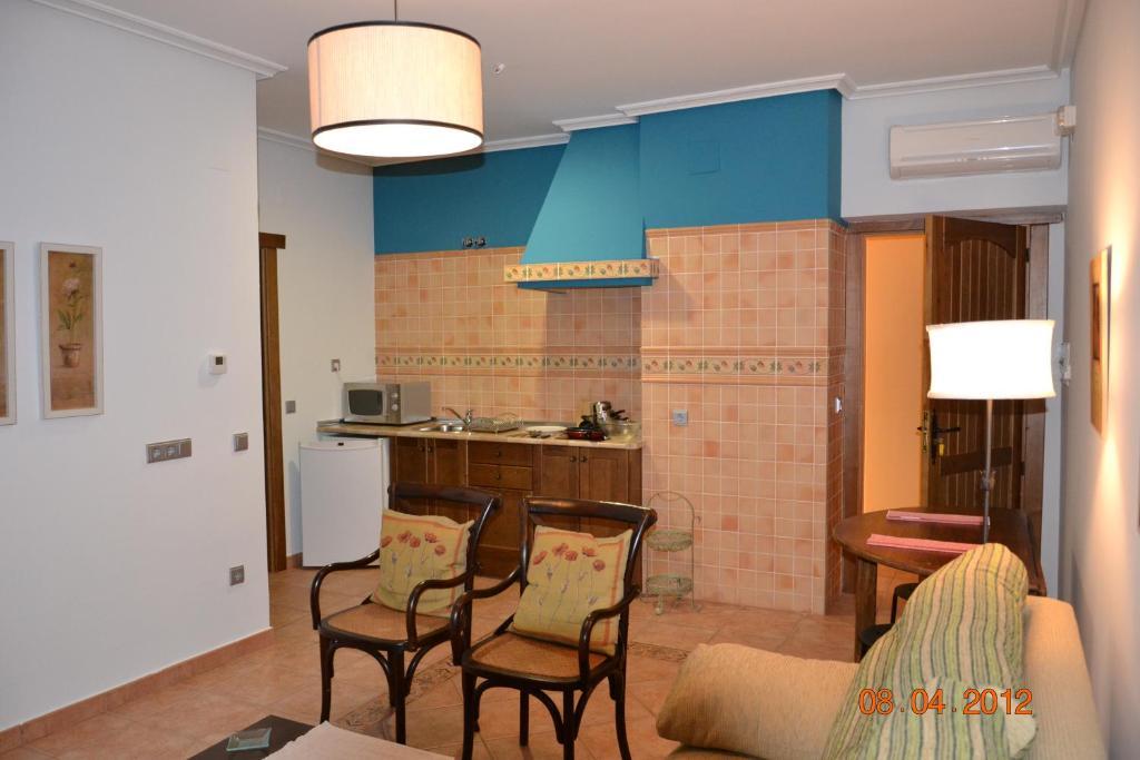Apartamentos Rurales Natura Torrejón el Rubio Quarto foto