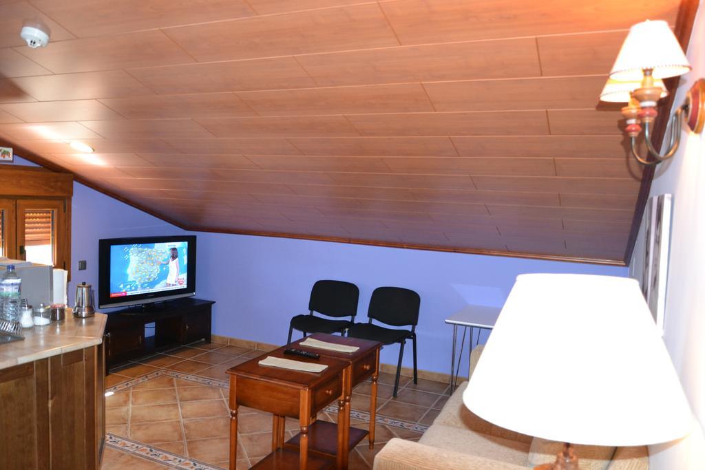 Apartamentos Rurales Natura Torrejón el Rubio Exterior foto